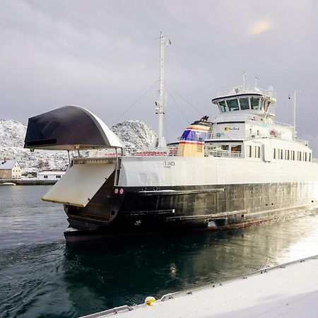 Heimbrygga Restaurant & Accommodation Skrova エクステリア 写真